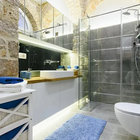 아파트 Dalti Center 자다르